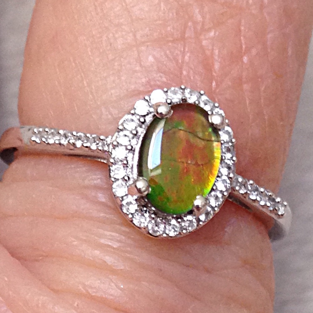 Canadian Ammolite Ring - Picture 2 of 3